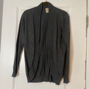 Grey cardigan